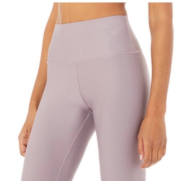 ALO Yoga Lavender Leggings - Picture 4 of 10